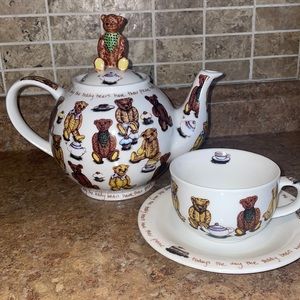 Tea Pot With Matching Tea Cup & Saucer